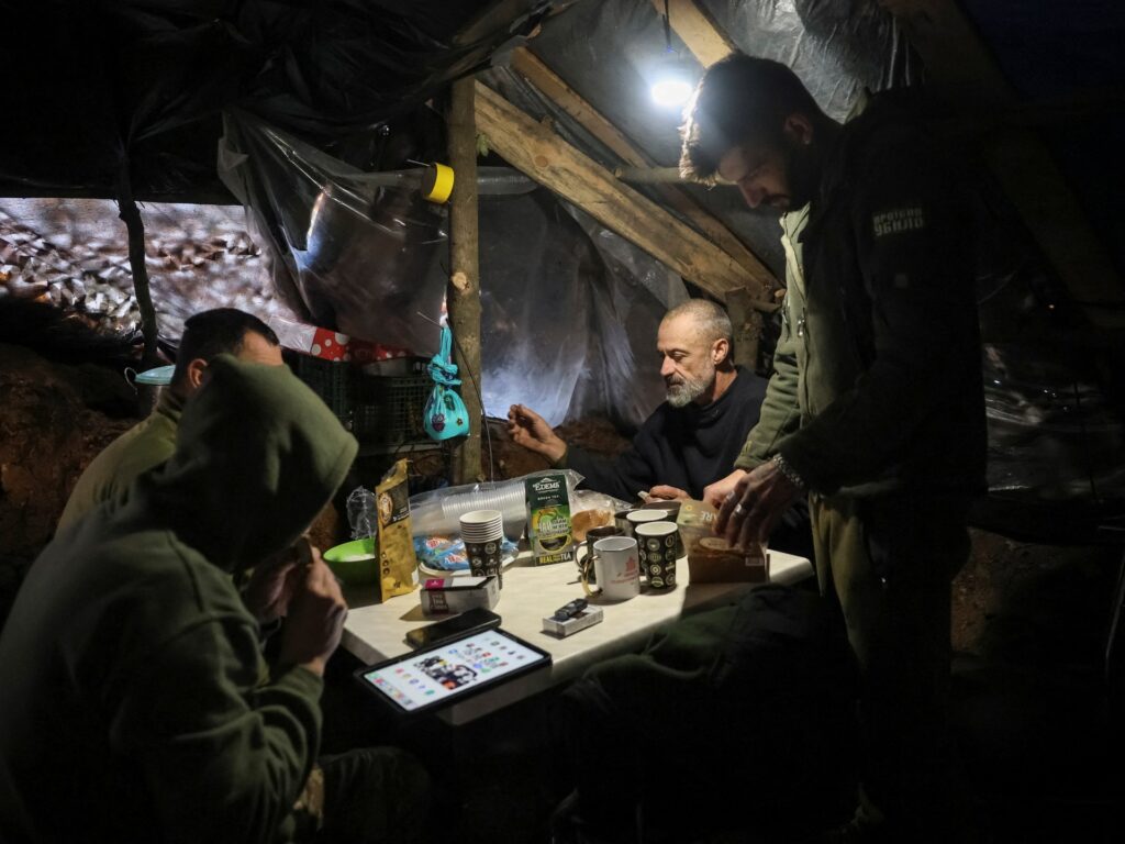 In Geneva and Pokrovsk, Ukraine fights Trump peace plan and Putin’s troops | Russia-Ukraine war News