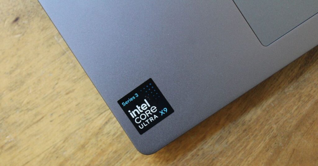 Intel’s Panther Lake Chips Aren’t Just Good—They Beat Apple’s M5